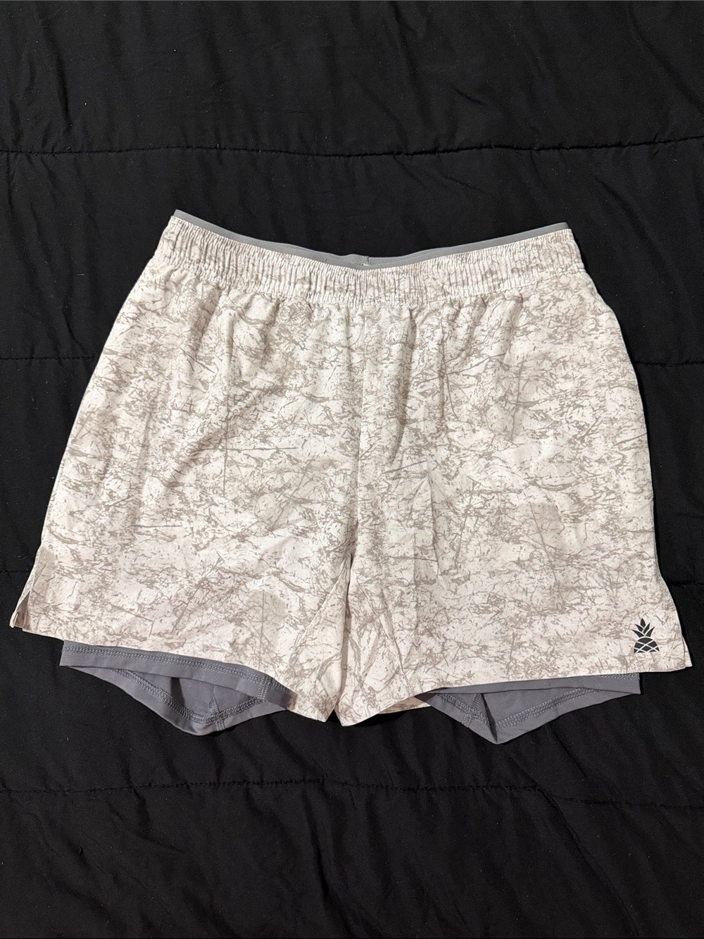chubbies Men's Light Beige Printed Athletic Shorts